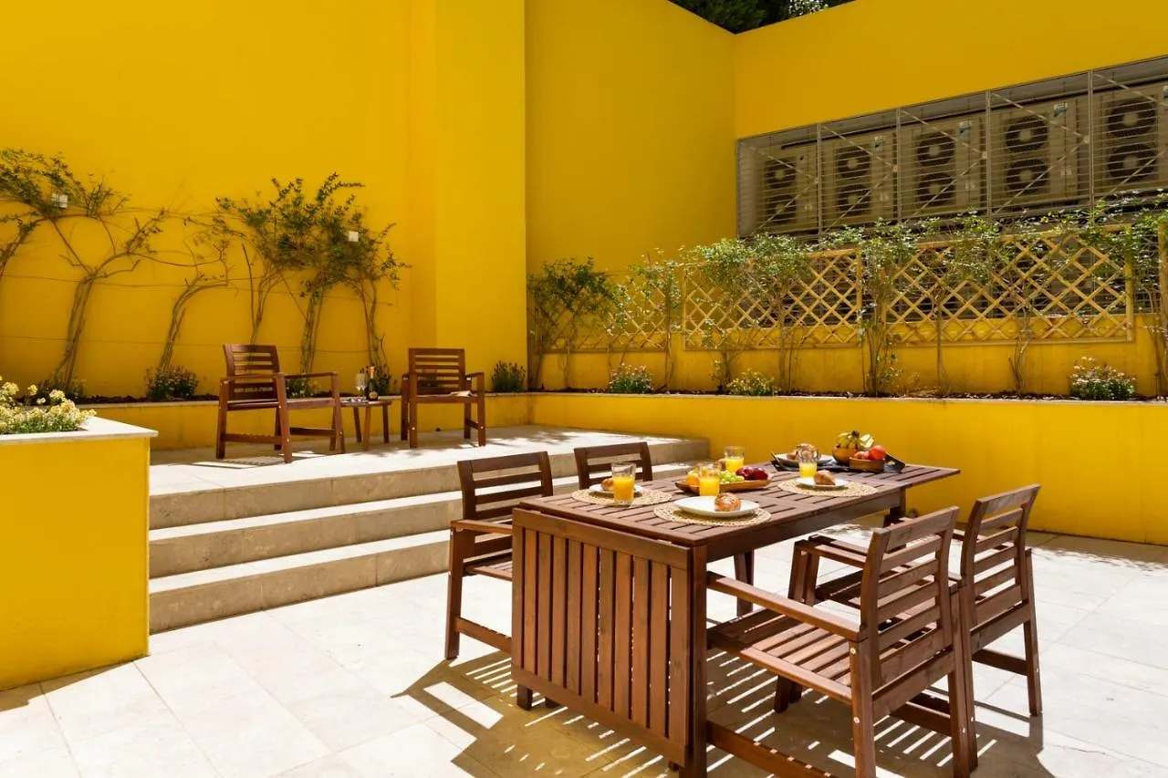 Altido Bright And Elegant 1Br Home With Workspace And Huge Terrace In Pena, Close By Viewpoint Lisboa